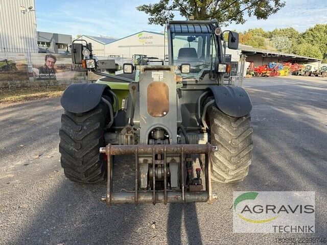 Teleskooppikuormaaja Claas SCORPION 9040