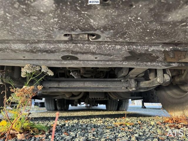 Standard tractor Scania R590 6x2 Tractor Unit with Walking Floor Hydraulic