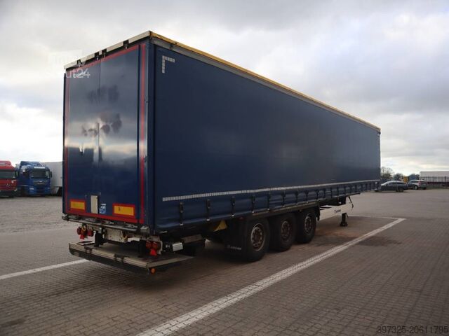 Bâches coulissantes Krone 3 axle curtainside trailer