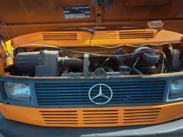 Muu MERCEDES-BENZ Vario 208D Doka Pritsche - Restauriert