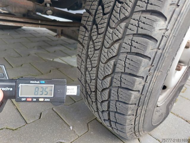 Muu MERCEDES-BENZ Vario 208D Doka Pritsche - Restauriert