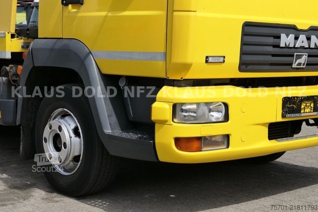 Wrecker MAN L 2000 Abschleppwagen Standklima Seilwinde