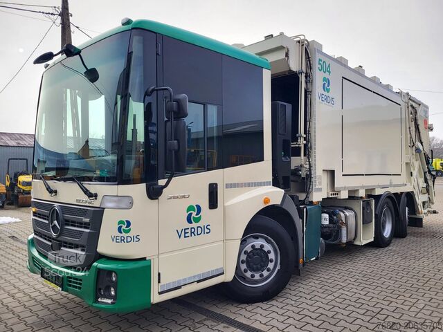 απορριμματοφόρο Mercedes-Benz Econic 2630 dwukomorowa