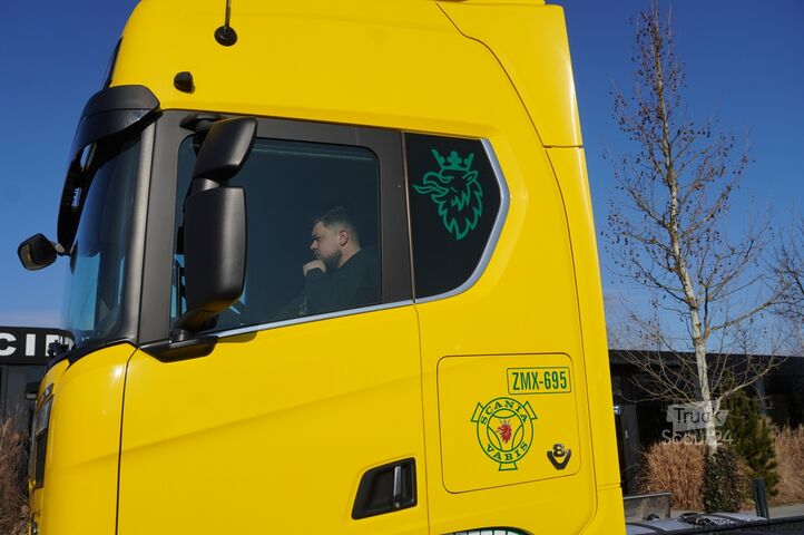 Inbyggd ram SCANIA R650 V8 8x4/4 E6 / 2020 / frame 9.7 m