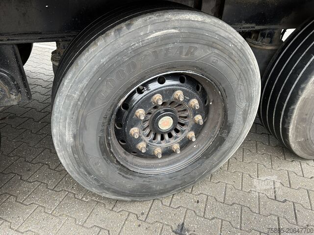 Schiebeplanen Groenewegen DRO-14-27 / Curtainside / SAF Disk / NL Trailer