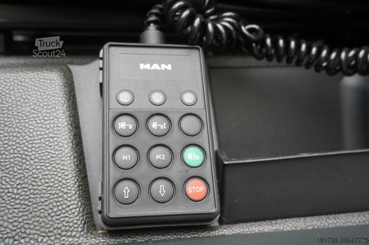 Schiebeplane & Anhänger MAN TGX 18.470 / 2022 / Curtainsider 19 EPAL