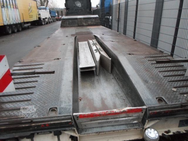 Standard dragbil MERCEDES-BENZ 2663LS/ Broshuis 4 Achser/ Teletieflader