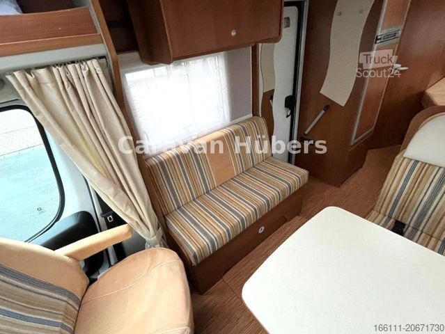 Ημιενσωματωμένο αυτοκινούμενο τροχόσπιτο CARADO T 348 - Hub/Festbett - Klima - Garage -