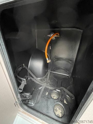 Τροχόσπιτο αυτοκινούμενο ETRUSCO CAMPERVAN 540DB * Aufstelldach*Klein für 4 Pers.