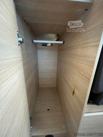 Τροχόσπιτο αυτοκινούμενο ROADCAR R 600 | Makise, RFK,AHK. | *Miete*