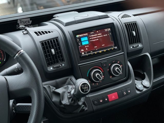 Τροχόσπιτο αυτοκινούμενο SUNLIVING V 65 SL | Solar, RFK, Markise, Fahrradträger