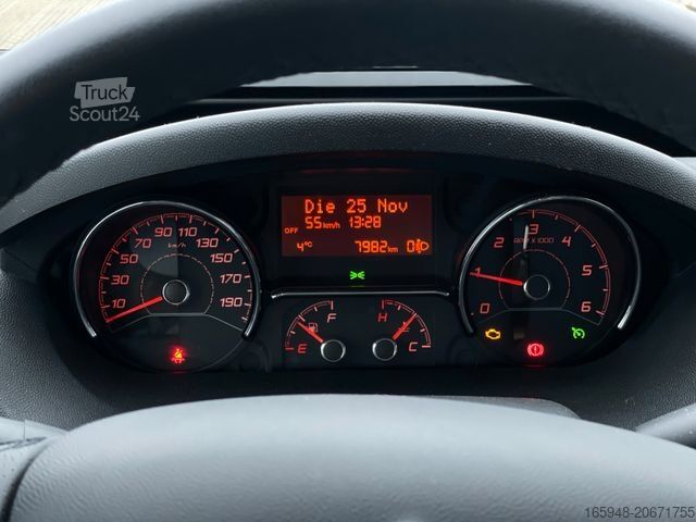 Τροχόσπιτο αυτοκινούμενο SUNLIVING V 65 SL | Solar, RFK, Markise, Fahrradträger