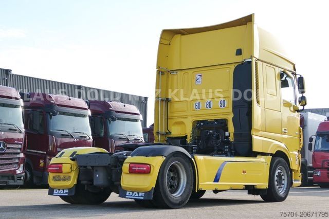 Standard dragbil DAF XF 530 Retarder Standklima XL-Tank Euro 6