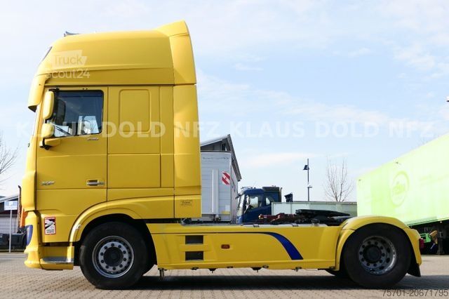 Standard dragbil DAF XF 530 Retarder Standklima XL-Tank Euro 6