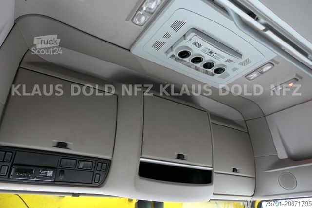 Standard dragbil DAF XF 530 Retarder Standklima XL-Tank Euro 6