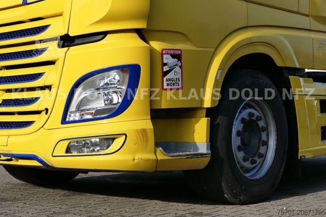 Standard dragbil DAF XF 530 Retarder Standklima XL-Tank Euro 6