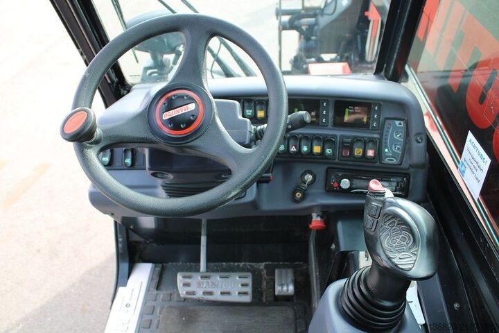 Telehandler Manitou MLT 845-120D Classic ST4 S1