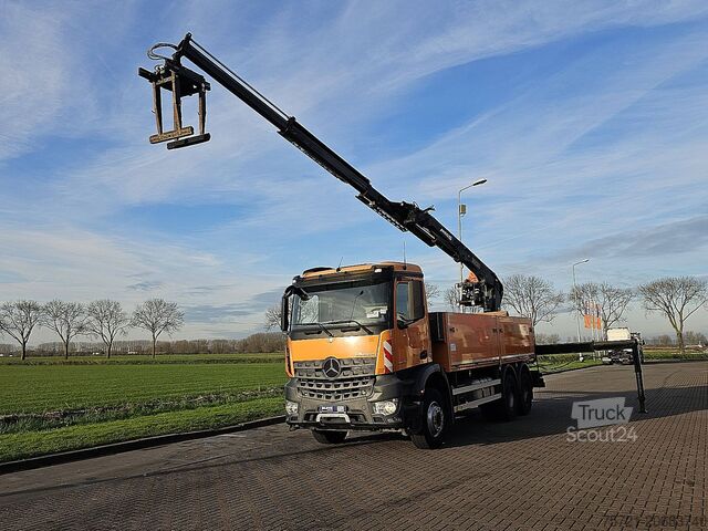 Piattaforma di carico MERCEDES-BENZ AROCS 2642