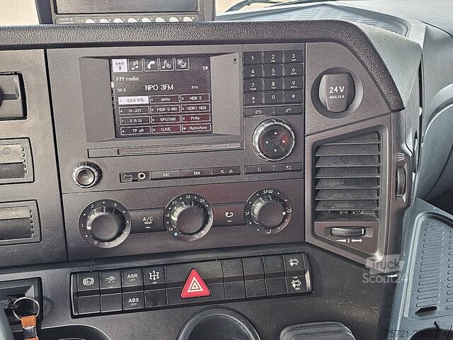 Piattaforma di carico MERCEDES-BENZ AROCS 2642