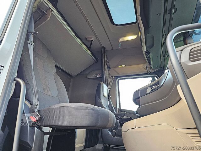 Šasija s kabino DAF XG 480