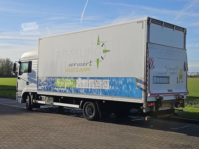 Valiză M.A.N. 12.220 TGL SLAAPCABINE