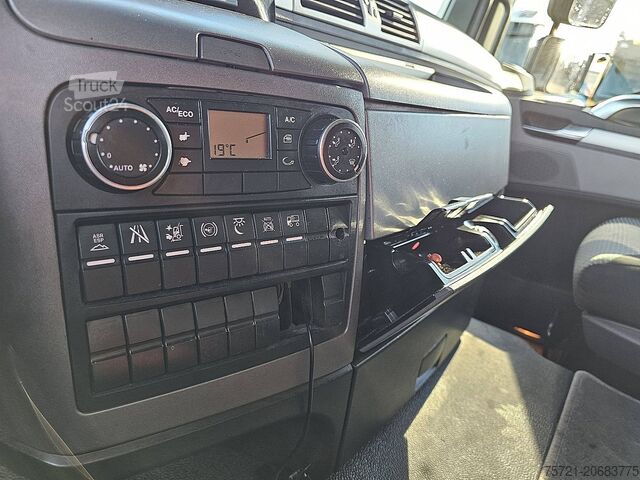 Valiză M.A.N. 12.220 TGL SLAAPCABINE