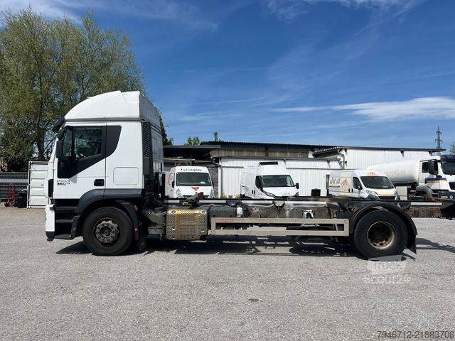 Шасси грузовика IVECO AT 190S360 Fahrgestell Dachklima 408.000Km EURO6