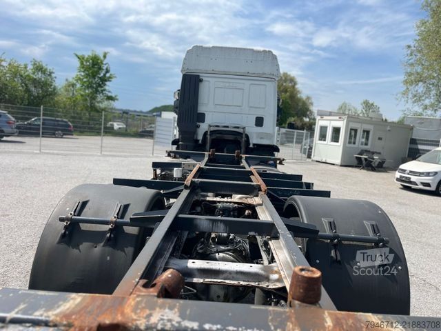 Шасси грузовика IVECO AT 190S360 Fahrgestell Dachklima 408.000Km EURO6