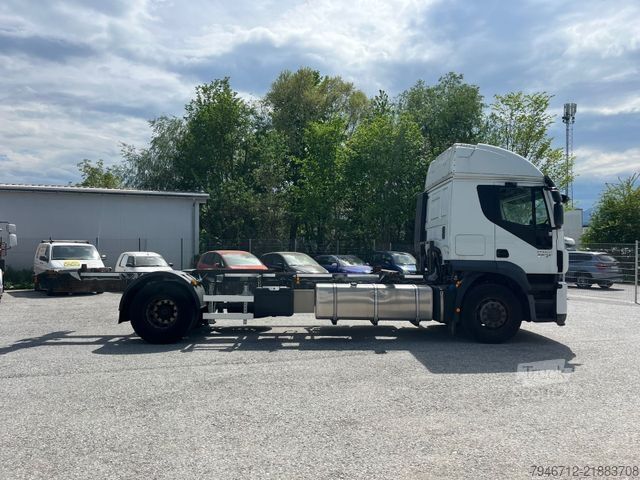 Podvozok nákladného vozidla IVECO AT 190S360 Fahrgestell Dachklima 408.000Km EURO6