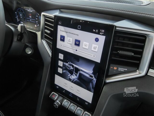 Minibus Volkswagen Amarok