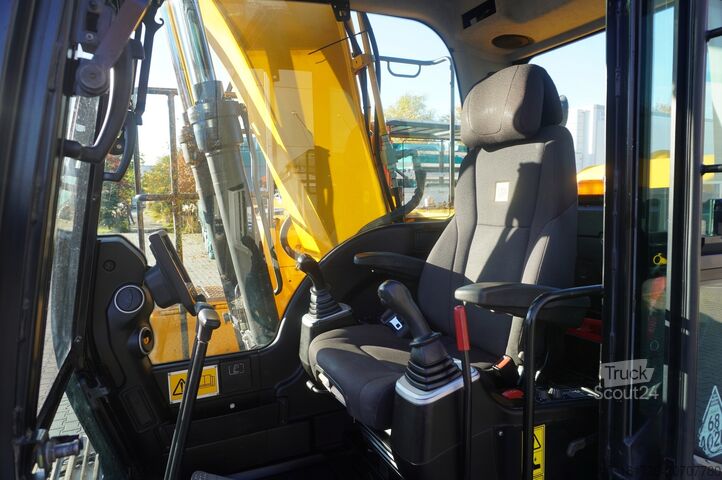 Raupenbagger JCB JS 145LC crawler excavator / 4800 MTH