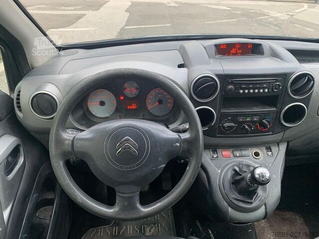 Compact van Citroen Berlingo Multispace 5 posti - Autocarro -