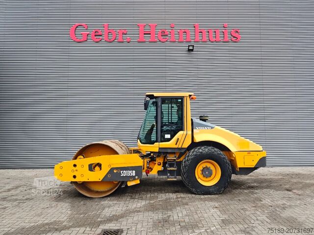 Bandenroller Volvo SD135B