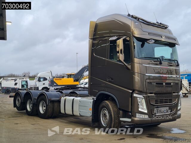 Chassis med førerhus Volvo FH 540 FH 8X4 Chassis Lift+Steering Axle Automa...