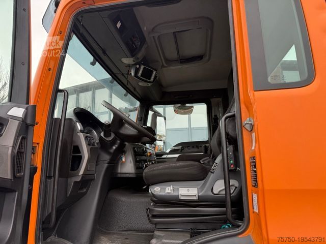 Podwozie ciężarówki MAN TGS 32.360 8x2 Fahrgestell- 4 Achser