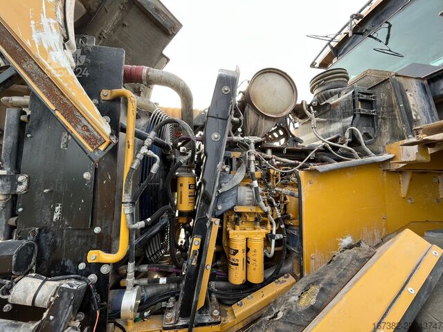 Hjullastare Caterpillar 972K - Full Steering