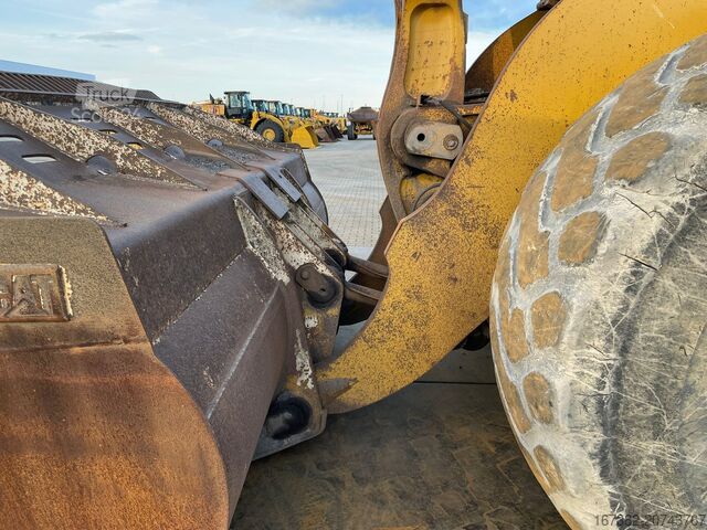 Hjullastare Caterpillar 980K