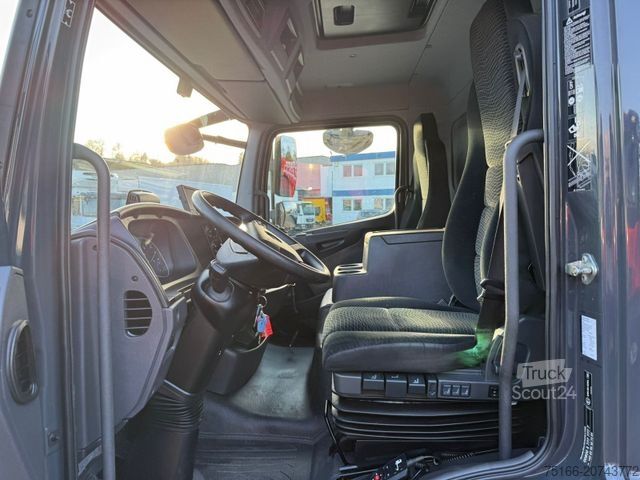 Vrachtwagen met bakwagen MERCEDES-BENZ ATEGO 818 L Koffer 7,30 m LBW 1 T*Seitentür