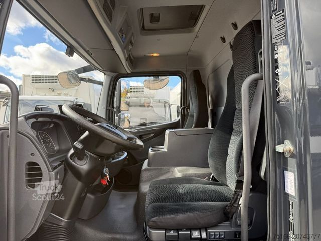 Vrachtwagen met bakwagen MERCEDES-BENZ ATEGO 818 L Koffer 7,30 m LBW 1 T*Seitentür