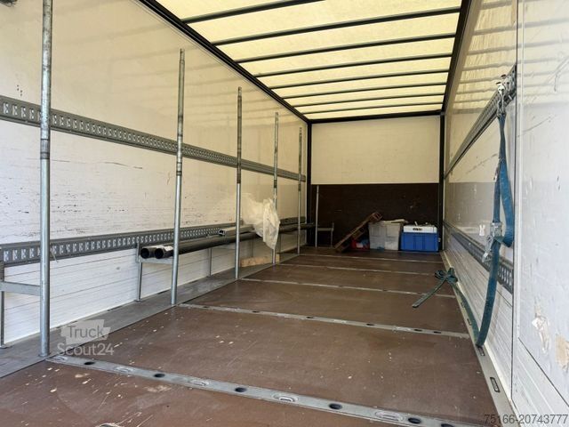 Vrachtwagen met bakwagen MERCEDES-BENZ ATEGO 818 L Koffer 7,30 m LBW 1 T*Seitentür