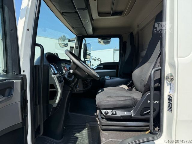 Vrachtwagen met bakwagen MAN TGL 8.190 Koffer 6,50 m LBW 1,5 T*Diff-Sperre HA
