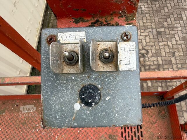 Zwyżka Nożycowa SkyJack SJ 9250