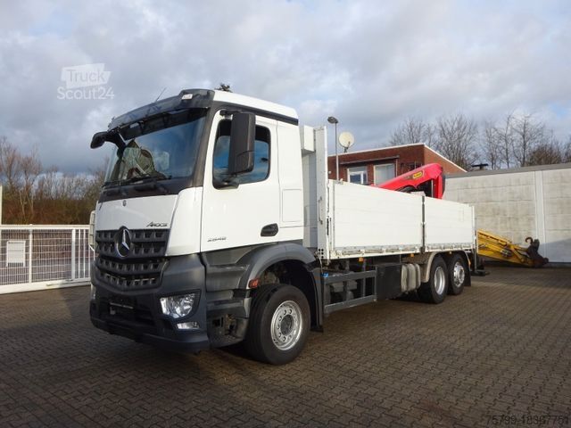 LKW mit Pritsche (offen) MERCEDES-BENZ 2648 Baustoffpritsche + PK 23001 TEC3 Kran