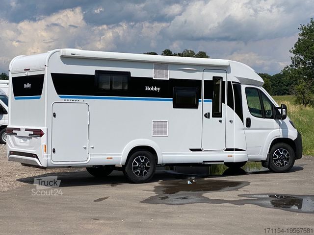 Half-integraal camper HOBBY OnTour C 700 GQ MJ25/MARKISE/RFK/SAFETY-PAKET