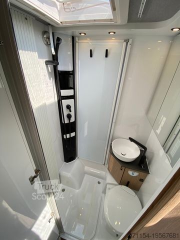 Half-integraal camper HOBBY OnTour C 700 GQ MJ25/MARKISE/RFK/SAFETY-PAKET