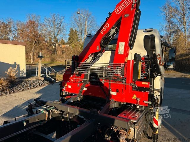 Vrachtwagen met kraanopbouw FUSO Canter 7C18 4x4 Kipper KRAN 11m Greifer AHK