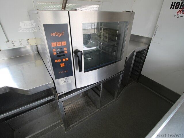 Caravan/camper Airstream Land Yacht Sovereign Catering + Foodtrailer