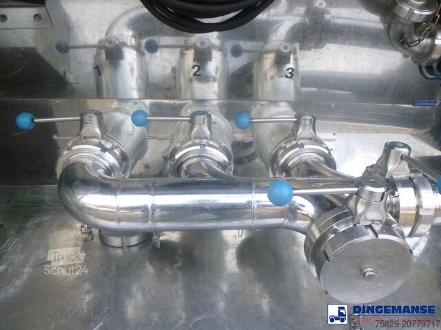 Réservoir L.A.G. Food tank inox 32 m3 / 3 comp + pump, steaming ...