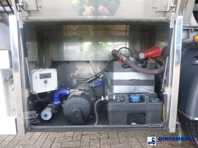 Réservoir L.A.G. Food tank inox 32 m3 / 3 comp + pump, steaming ...