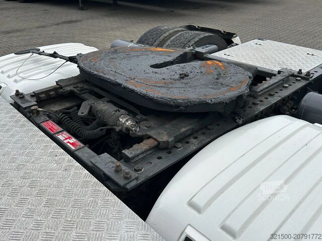 Standard-SZM Scania R580 V8 6x2 Boogie / Retarder/ Full Air / 2 Tank